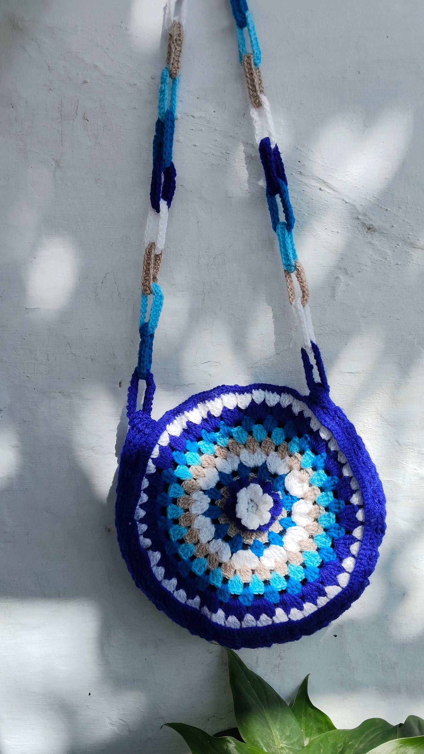 Round Sling Bag