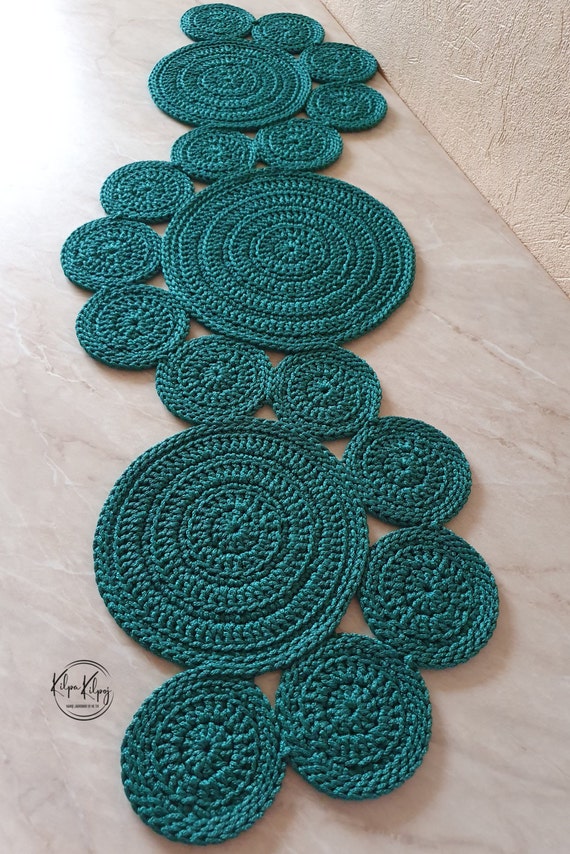 Crochet Solid Color Placemats and Centerpiece