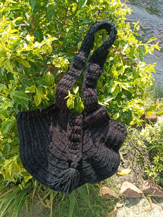 black sling Bag