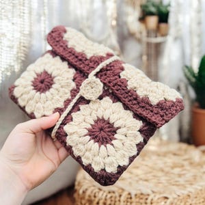 Sunburst Granny Square Diary Cover